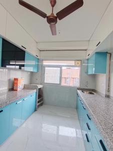 Kitchen Image of 1300 Sq.ft 4 BHK Apartment / Flat for rent in Borivali West Mumbai for Rs. 120000