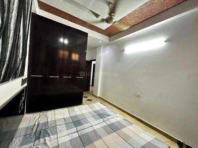 Bedroom Image of 2000 Sq.ft 3 BHK Builder Floor for rent in Anand Vihar New Delhi for Rs. 50000