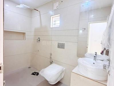 Bathroom Image of 2600 Sq.ft 4 BHK Independent House for sale in Vyttila Kochi for Rs. 22500000