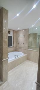 Bathroom Image of 6750 Sq.ft 5 BHK Apartment / Flat for sale in Hiranandani Developers Evita, Powai Mumbai for Rs. 245000000