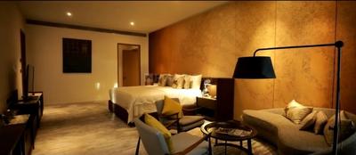 Bedroom Image of 7500 Sq.ft 4.5 BHK Apartment / Flat for sale in Embassy One, Ganganagar Bengaluru for Rs. 270000000