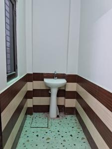 Bathroom Image of 1700 Sq.ft 3.5 BHK Independent House for sale in Govindpuram Ghaziabad for Rs. 8500000