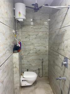 Bathroom Image of 800 Sq.ft 2 BHK Builder Floor for sale in Rajouri Garden New Delhi for Rs. 9000000