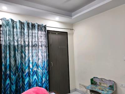 Bedroom Image of 1350 Sq.ft 2 BHK Builder Floor for rent in Sector 69 Gurgaon for Rs. 30500