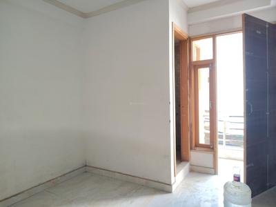 Bedroom Image of 650 Sq.ft 2 BHK Apartment / Flat for sale in Sangam Vihar New Delhi for Rs. 3200000