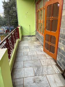 Balcony Image of 1350 Sq.ft 2 BHK Builder Floor for rent in Shastri Nagar Ghaziabad for Rs. 16000
