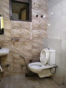 Common Bathroom Image of 750 Sq.ft 2 BHK Builder Floor for rent in Mayur Vihar Phase 1 New Delhi for Rs. 25000