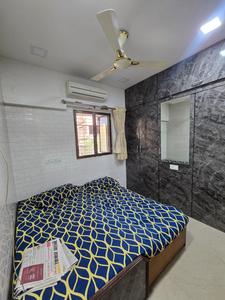 Bedroom Image of 500 Sq.ft 1 BHK Apartment / Flat for rent in Kandivali East Mumbai for Rs. 35000