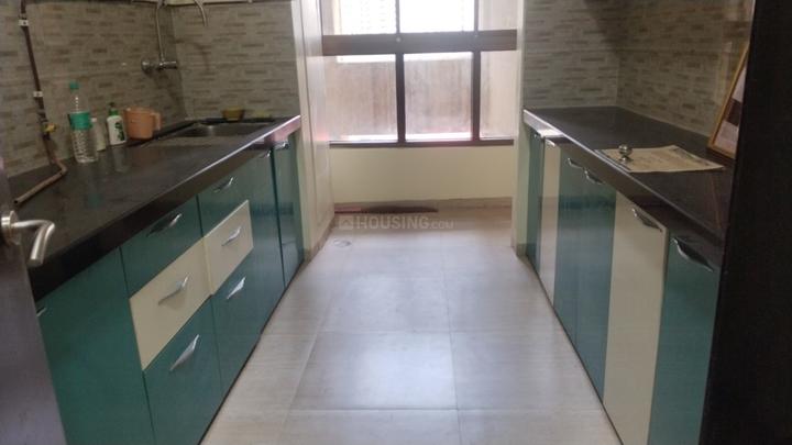 Rivali Park WinterGreen Main Image 1