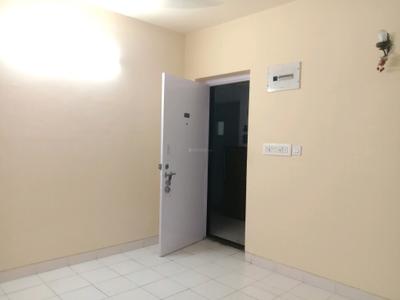 Living Room Image of 680 Sq.ft 2 BHK Apartment / Flat for rent in Shapoorji Pallonji Shukhobrishti, New Town Kolkata for Rs. 14000