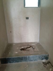 Common Bathroom Image of 2100 Sq.ft 3 BHK Apartment / Flat for sale in Crescent Heights, Kharghar Navi Mumbai for Rs. 11600000