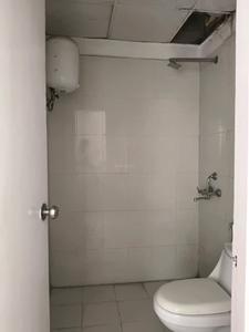 Common Bathroom Image of 900 Sq.ft 2 BHK Apartment / Flat for sale in Pyramid Urban Homes, Sector 70A Gurgaon for Rs. 7050000