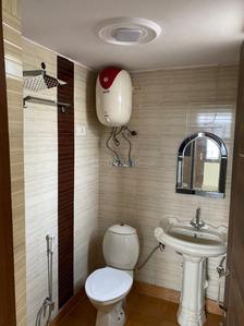 Bathroom Image of 1850 Sq.ft 3.5 BHK Apartment / Flat for rent in Swagatam Apartments, Sector 62 Noida for Rs. 31500