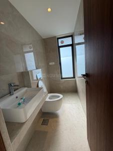 Image of 1560 Sq.ft 3 BHK Apartment / Flat for sale in Bandra West, Mumbai for Rs. 130000000