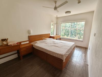 Bedroom Image of 1500 Sq.ft 2 BHK Apartment / Flat for sale in Juhu Mumbai for Rs. 75000000