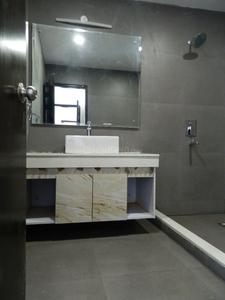 Bathroom Image of 8000 Sq.ft 5 BHK Villa for sale in Unitech The Villas, Sector 33 Gurgaon for Rs. 165000000