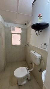 Bathroom Image of 750 Sq.ft 2 BHK Apartment / Flat for sale in Conscient Habitat, Sector 99A Gurgaon for Rs. 4600000