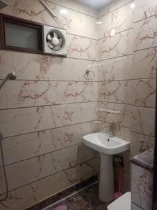 Bathroom Image of 2700 Sq.ft 4 BHK Builder Floor for rent in Pitampura New Delhi for Rs. 125000