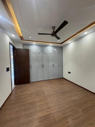 Sector 25, DLF Phase 2 Bedroom 1