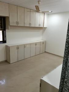 Bedroom Image of 960 Sq.ft 2 BHK Apartment / Flat for rent in Poonam Apartments, Worli Mumbai for Rs. 129000