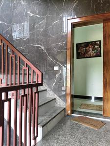 Staircase Image of 350 Sq.ft 1 RK Builder Floor for rent in DLF Phase 5 Gurgaon for Rs. 25000