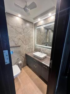 Bathroom Image of 2700 Sq.ft 3 BHK Builder Floor for sale in Navjeevan Vihar New Delhi for Rs. 110000000