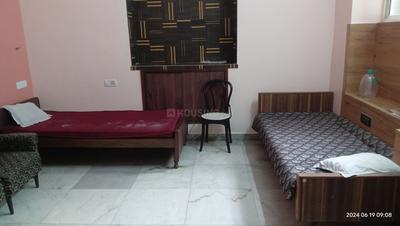 Bedroom Image of PG near St. Xavier's College Park street  in Park Street Area, Kolkata