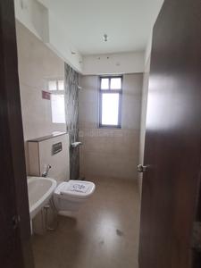 Bathroom Image of 1383 Sq.ft 3 BHK Apartment / Flat for sale in Kumar Panache, Baner Pune for Rs. 14000000