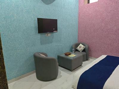 Bedroom Image of 4500 Sq.ft 6 BHK Independent House for sale in Govindpura Jaipur for Rs. 60000000