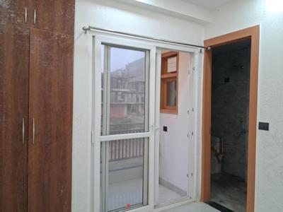 Bedroom Image of 1000 Sq.ft 2 BHK Apartment / Flat for sale in Skyline Dev Residency, Sector 104 Noida for Rs. 4850000