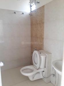 Bathroom Image of 1600 Sq.ft 3 BHK Apartment / Flat for sale in Shaligram Flora, Thaltej Ahmedabad for Rs. 18100000