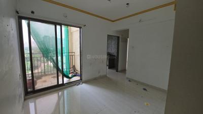 Living Room Image of 660 Sq.ft 2 BHK Apartment / Flat for rent in Arihant 4 Anaika, Taloja Navi Mumbai for Rs. 13000