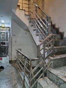 Staircase Image of 900 Sq.ft 3 BHK Apartment / Flat for rent in Razapur Khurd New Delhi for Rs. 22000