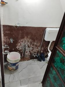 Bathroom Image of Priti Bajpai in Samay Pur, New Delhi
