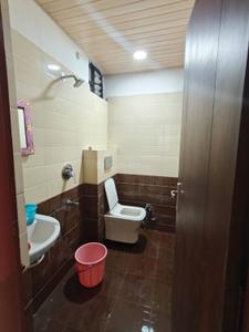 Bathroom Image of 950 Sq.ft 2 BHK Apartment / Flat for rent in Scheme No 140 Indore for Rs. 18000