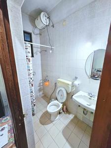 Bathroom Image of 3044 Sq.ft 4.5 BHK Independent House for sale in Kolte Patil Maestros, Wanowrie Pune for Rs. 38000000