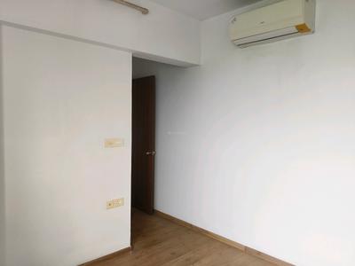 Bedroom Image of 950 Sq.ft 2 BHK Apartment / Flat for rent in Lodha Lakeshore Greens, Palava Phase 2 Thane for Rs. 14000
