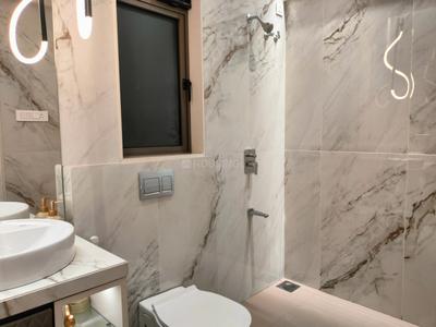 Bathroom Image of 1300 Sq.ft 3 BHK Apartment / Flat for sale in Vile Parle West Mumbai for Rs. 59600000