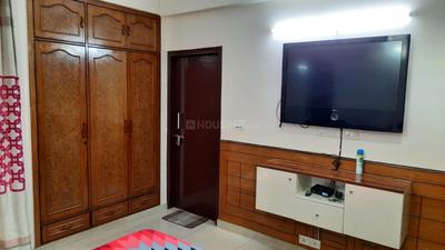 Bedroom Image of 1600 Sq.ft 3 BHK Apartment / Flat for sale in Purvanchal Bhagirathi Apartments, Sector 62 Noida for Rs. 17000000