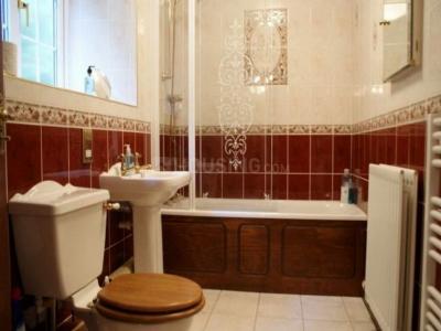 Bathroom Image of 1800 Sq.ft 3 BHK Apartment / Flat for sale in Transcon Flora Heights, Andheri West Mumbai for Rs. 67500000
