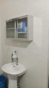 Bathroom Image of 1600 Sq.ft 3 BHK Apartment / Flat for rent in Sevoke Rd Siliguri for Rs. 28000