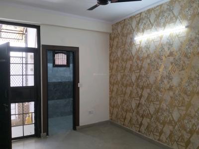 Bedroom Image of 815 Sq.ft 2 BHK Apartment / Flat for sale in Shalimar Garden Ghaziabad for Rs. 5560000