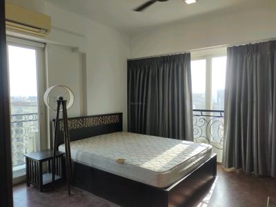 Bedroom Image of 2500 Sq.ft 4 BHK Apartment / Flat for sale in Hubtown Sunmist, Andheri East Mumbai for Rs. 85000000