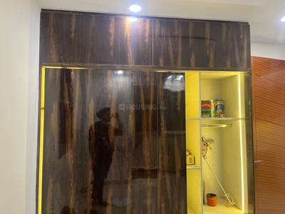 Bedroom Image of 1000 Sq.ft 3 BHK Builder Floor for sale in Janakpuri New Delhi for Rs. 13500000