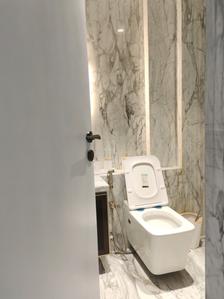 Common Bathroom Image of 2880 Sq.ft 4 BHK Apartment / Flat for sale in Kalpataru Solitaire, Vile Parle West Mumbai for Rs. 144000000