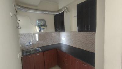 Kitchen Image of 615 Sq.ft 1 BHK Apartment / Flat for rent in Maxblis Grand Wellington, Sector 75 Noida for Rs. 25000