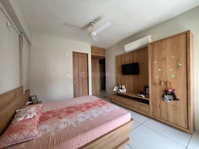Bedroom Image of 1500 Sq.ft 3 BHK Apartment / Flat for sale in New Alkapuri Vadodara for Rs. 11100000
