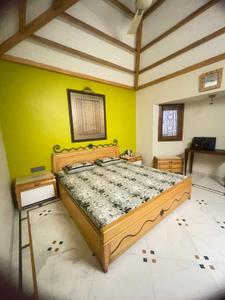 Bedroom Image of 3402 Sq.ft 4 BHK Villa for sale in Satellite Ahmedabad for Rs. 75000000