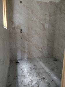 Common Bathroom Image of 800 Sq.ft 2 BHK Apartment / Flat for sale in Kishangarh New Delhi for Rs. 5650000