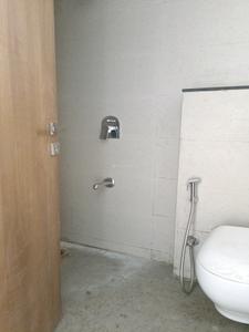 Common Bathroom Image of 1050 Sq.ft 2 BHK Apartment / Flat for sale in ARV Uthville, Kharadi Pune for Rs. 10800000